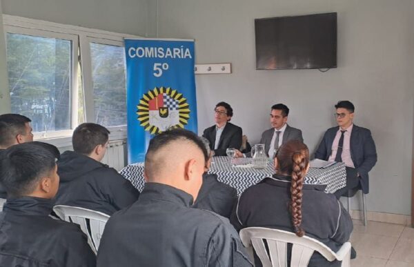 Justicia cerca de la comunidad: Afianzan lazos institucionales entre la Policía y el Juzgado de Instrucción Nº1