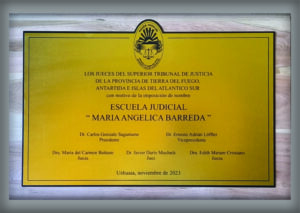 Nueva Placa de la Escuela Judicial