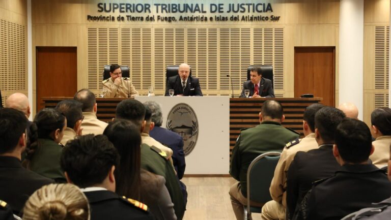 El Dr. Sagastume abrió la jornada de capacitación “Drogas de Abuso” de la Prefectura Naval Argentina
