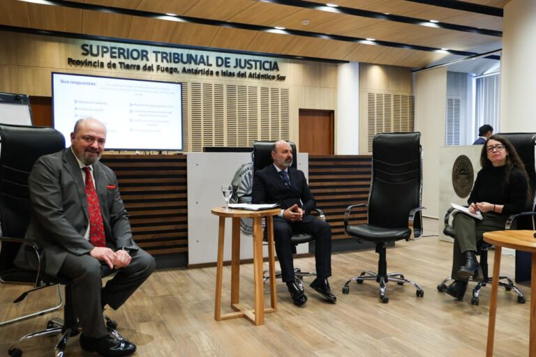 El Superior Tribunal de Justicia mantuvo encuentros con Secretarios y Prosecretarios
