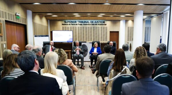 El Superior Tribunal de Justicia convocó a los operadores del sistema de justicia para conformar comisiones de reforma a los códigos procesales