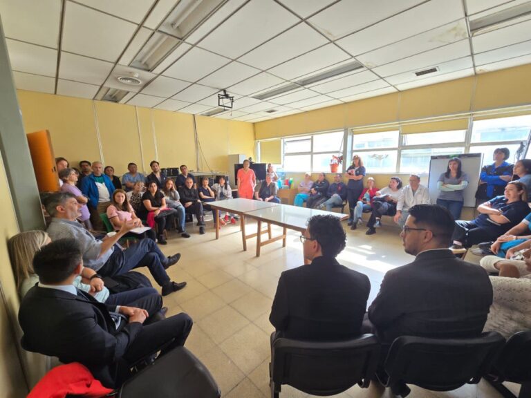 Reunión interinstitucional para mejorar la atención de víctimas de abuso sexual agudo en el Hospital Regional de Ushuaia