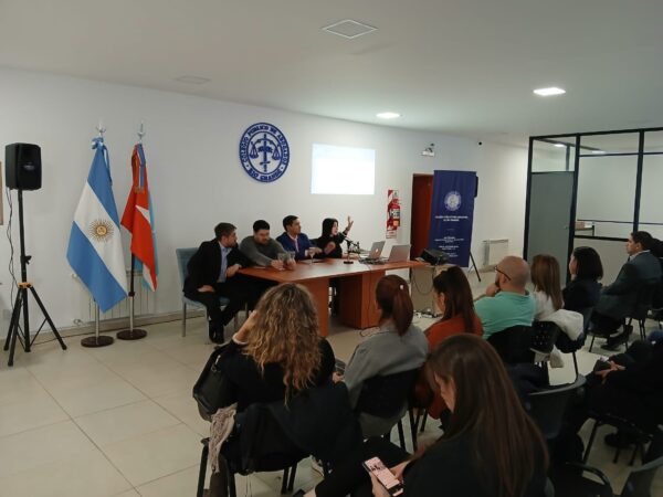 Magistrados del fuero laboral capacitan a abogados de Río Grande sobre la dinámica del proceso judicial