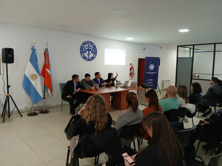 Magistrados del fuero laboral capacitan a abogados de Río Grande sobre la dinámica del proceso judicial
