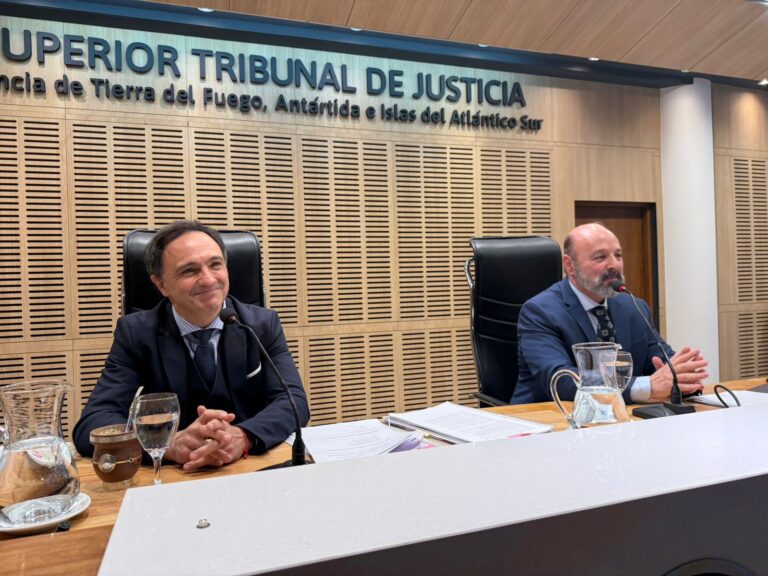 Los Dres. Muchnik y Pachtman brindaron una clase magistral en la Diplomatura en Derechos Fundamentales