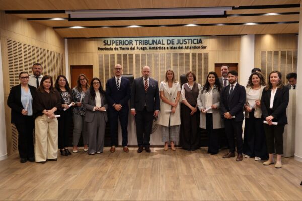 El STJ entregó diplomas a asistentes al Curso de Derecho Procesal y Técnicas de Litigación Civil