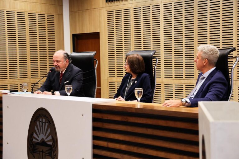 El Vicepresidente del STJ realizó la apertura de la Jornada sobre “Derecho Público provincial y municipal”