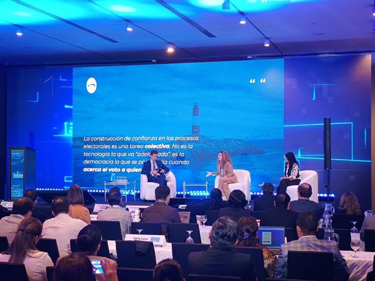 Autoridades electorales fueguinas expusieron en el III Congreso Internacional de Tecnología Electoral en Guatemala