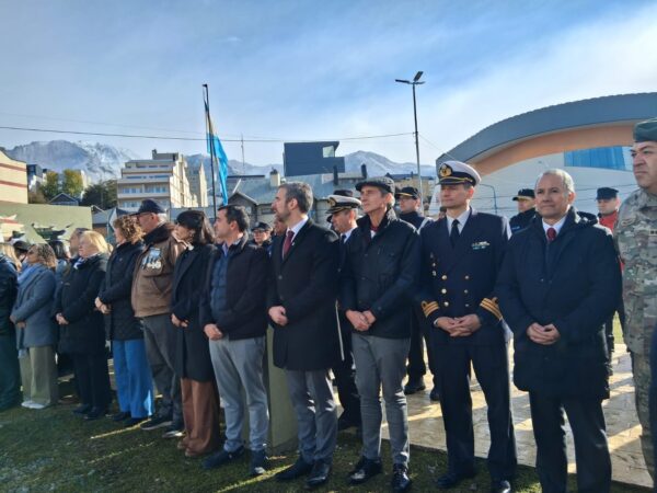 El Superior Tribunal de Justicia acompañó la inauguración de la Carpa de Malvinas en Ushuaia