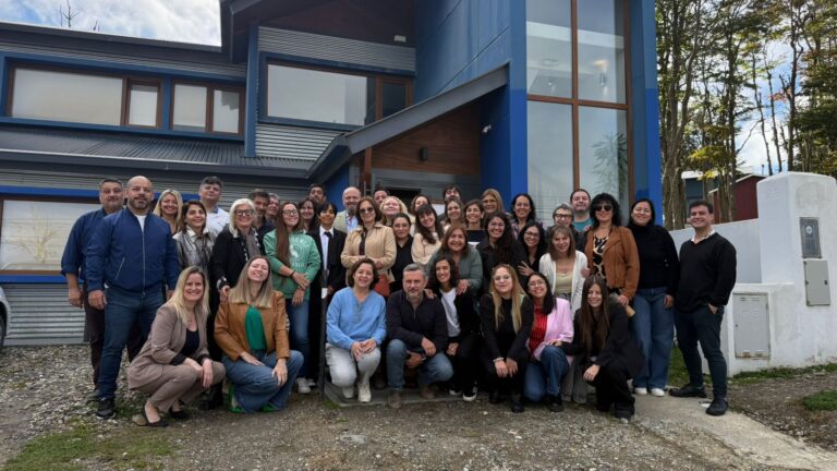 Finalizó en Tolhuin la capacitación obligatoria para mediadores organizada por el STJ y la UBA