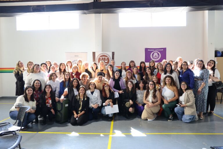 La Dra. Battaini acompañó la apertura del Primer Encuentro Provincial de Mujeres Trabajadoras de la Justicia