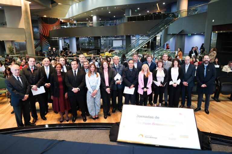 La Dra. Battaini encabezó la apertura de la “Jornada de Derecho Administrativo: Una Visión Iberoamericana”