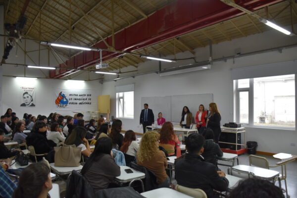 Acceso a Justicia y Supervisión Escolar realizaron la primera jornada de capacitación y reflexión sobre adolescencias y derechos