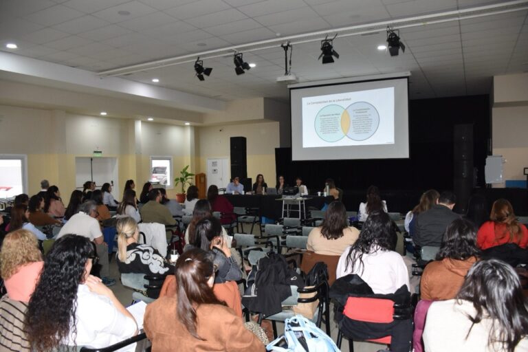 El Poder Judicial y el Ministerio de Educación fortalecen el trabajo conjunto para la protección de la niñez